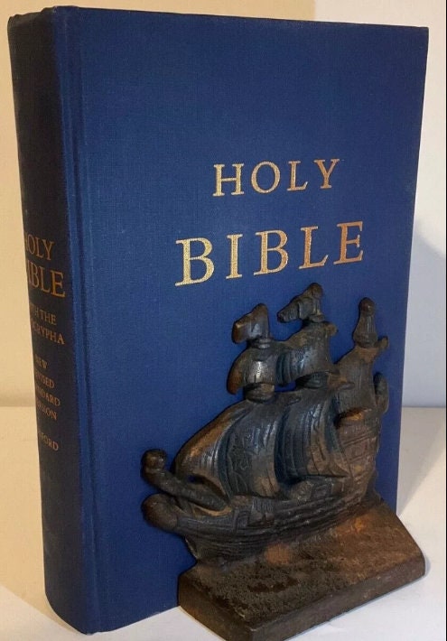 The King James Holy Bible with Apocrypha